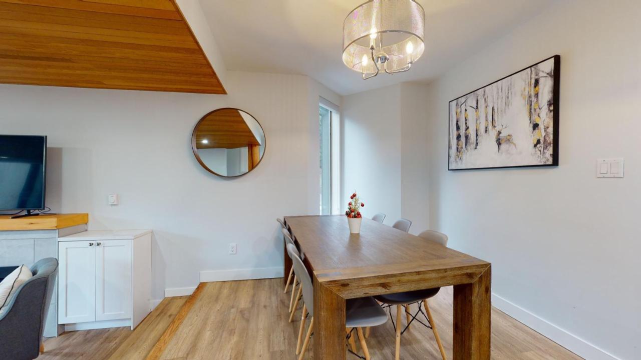 Ironwoods On Blueberry Hill By Whistler Blackcomb Vacation Rentals Exteriör bild